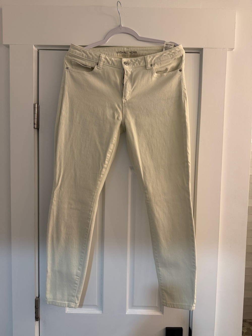 Michael Kors Light Cream Straight-Leg Jeans